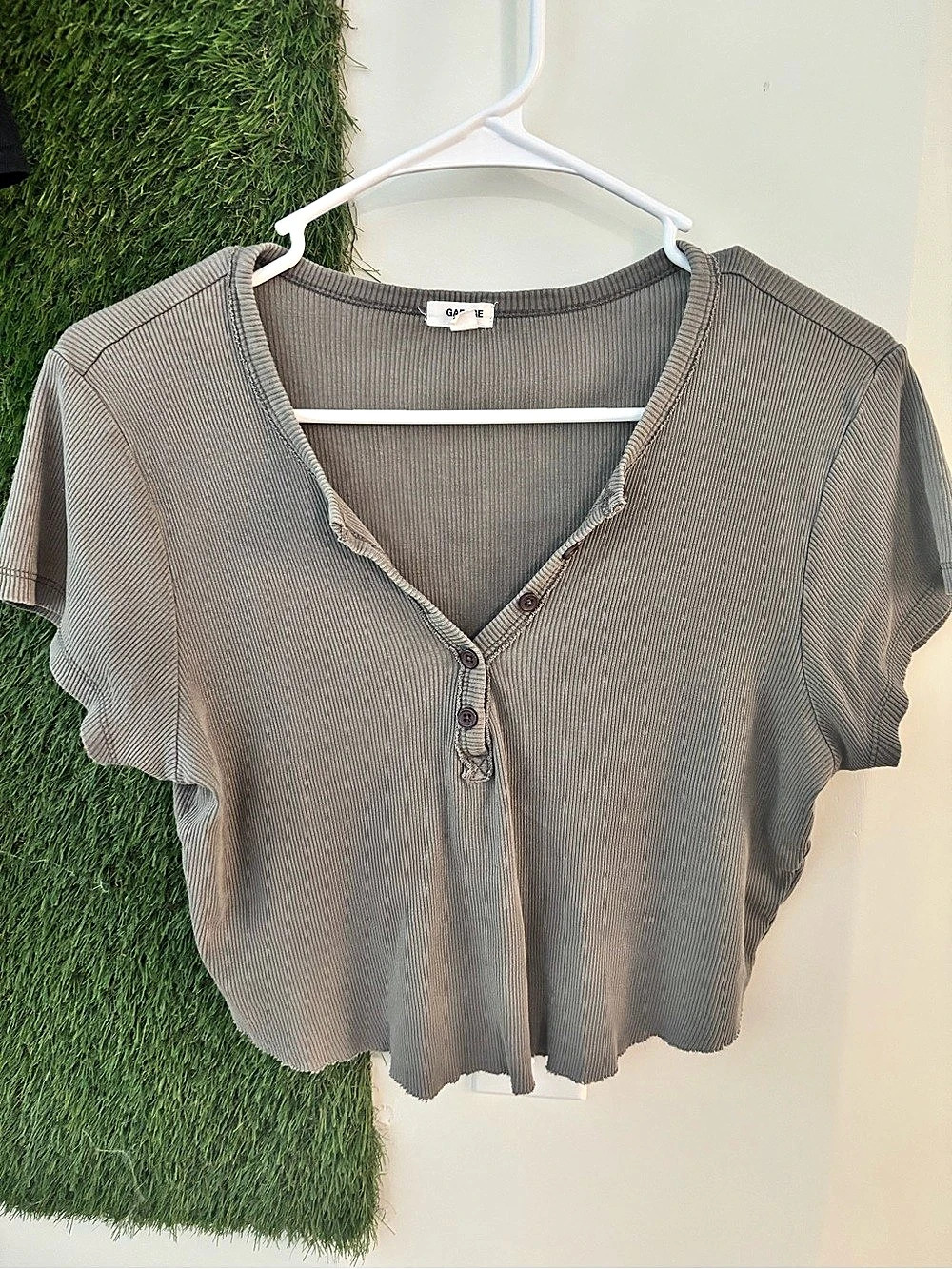 GARAGE Ribbed Striped Top in Gray Size Large